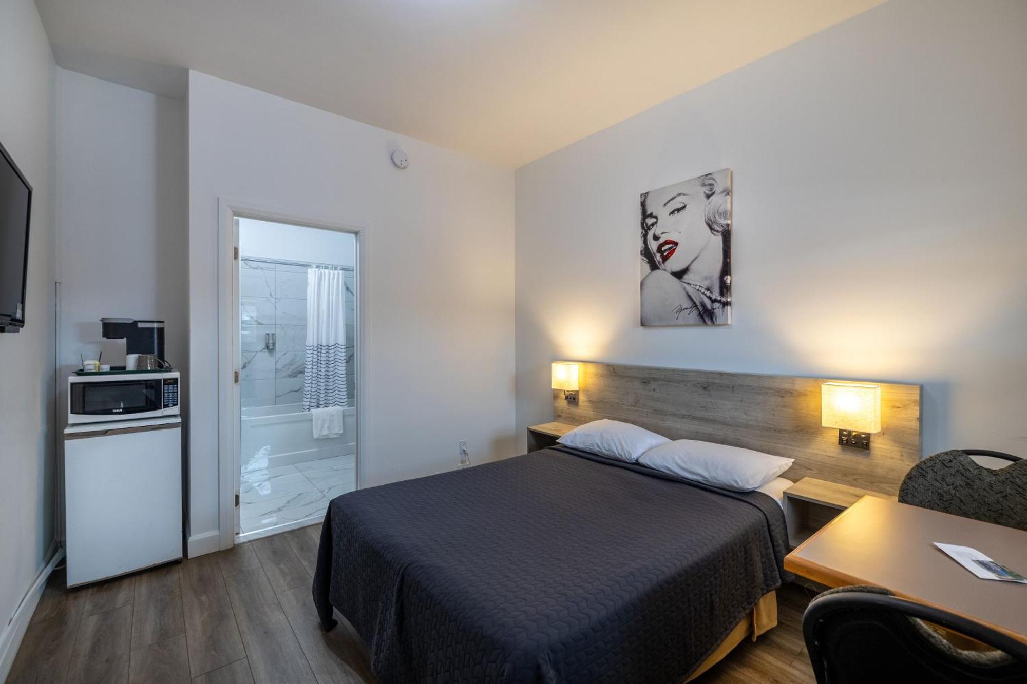 Motel Et Condo Chez Charley Сент-Анн-де-Бопре Экстерьер фото